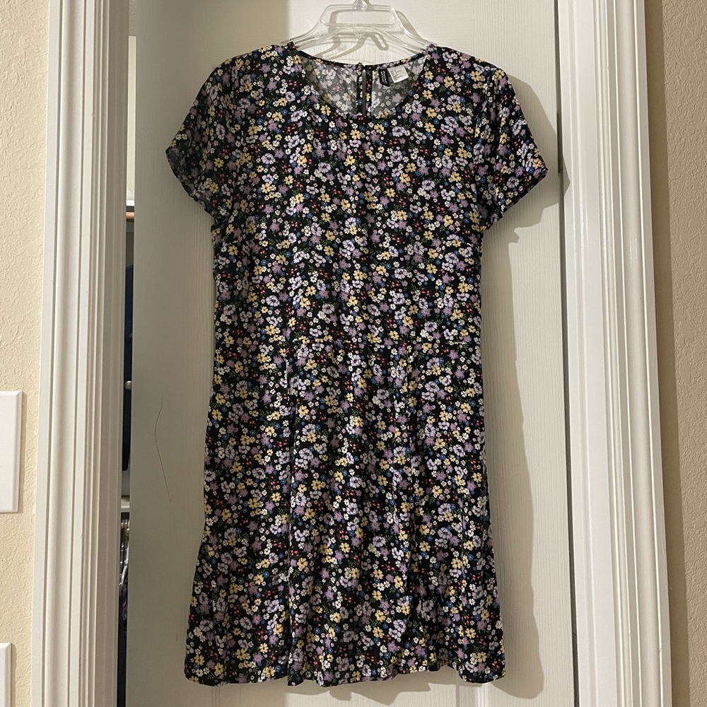 H&M Floral Dress (NWOT)🌸